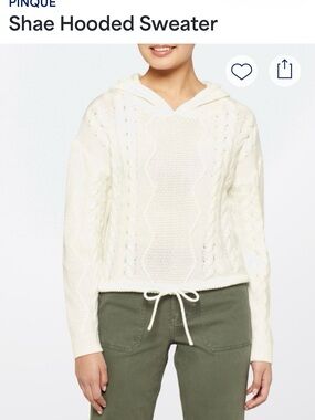 Cozy White cropped Cable Knit Hooded Sweater